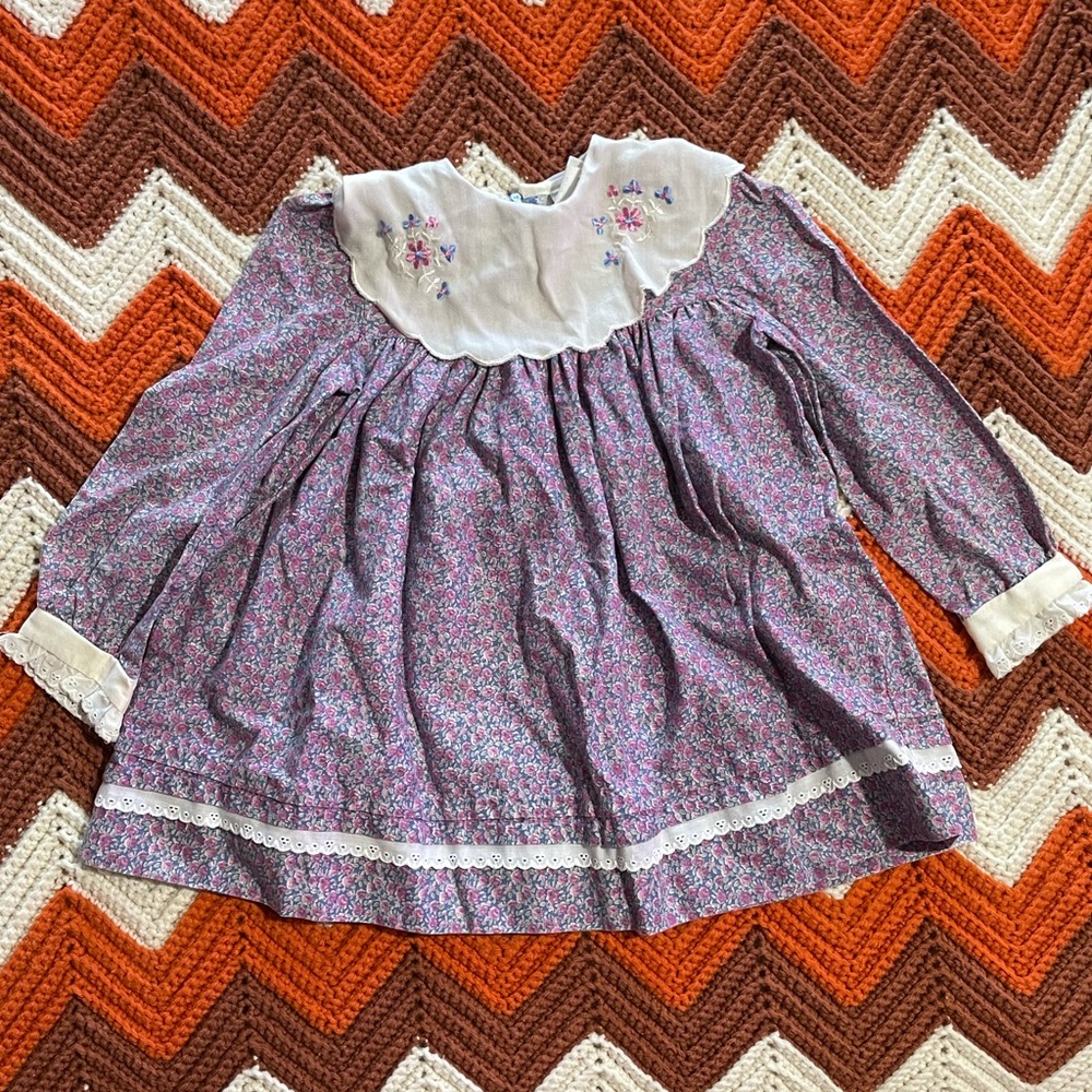 Vintage girls floral dress